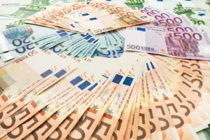 Cum își cresc averile miliardarii?