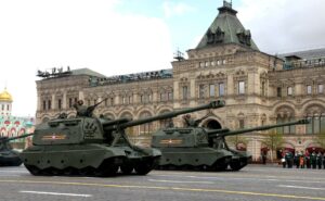 Oleg Itskhoki (The Insider): „Rusia lui Putin investește masiv în producția de MOARTE și distrugere” / „Cheltuielile militare o pot ruina”