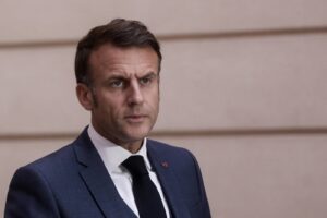 Macron, despre posibilitatea DEMISIEI în cazul victoriei forțelor de dreapta /„Constituția nu este scrisă de partidul Mobilizarea Națională”