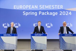 Comisia Europeană îndeamnă statele UE să aplice politici fiscale „prudente” /„România nu a aplicat măsuri eficiente” pentru corectarea deficitului