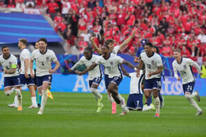 Anglia învinge Elveția la penalty-uri