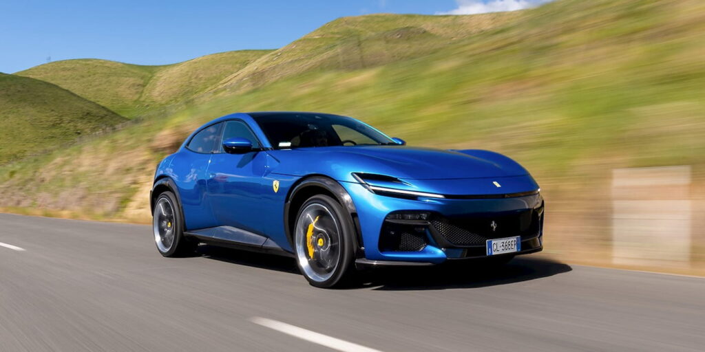 Ferrari testează primul său vehicul electric