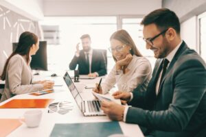 Generația Z investește în business fără să se gândească la riscuri