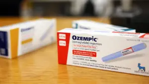 Persoanele care consumă Ozempic și Wegovy pot orbi mai repede