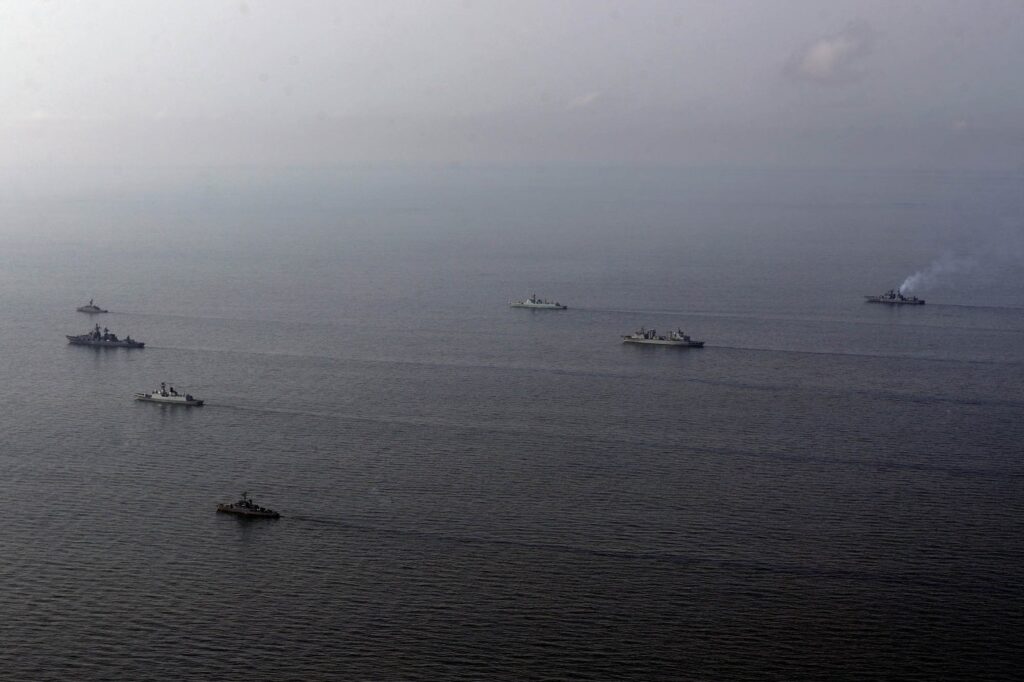 CHINA și RUSIA au efectuat exerciții navale comune, pe fondul tensiunilor cu Occidentul