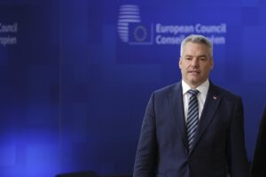 Nehammer: Măsuri sporite anti-terorism