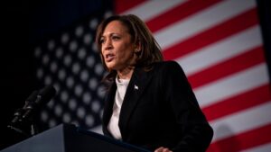 Harris și Trump și-au prezentat planurile pentru economia SUA