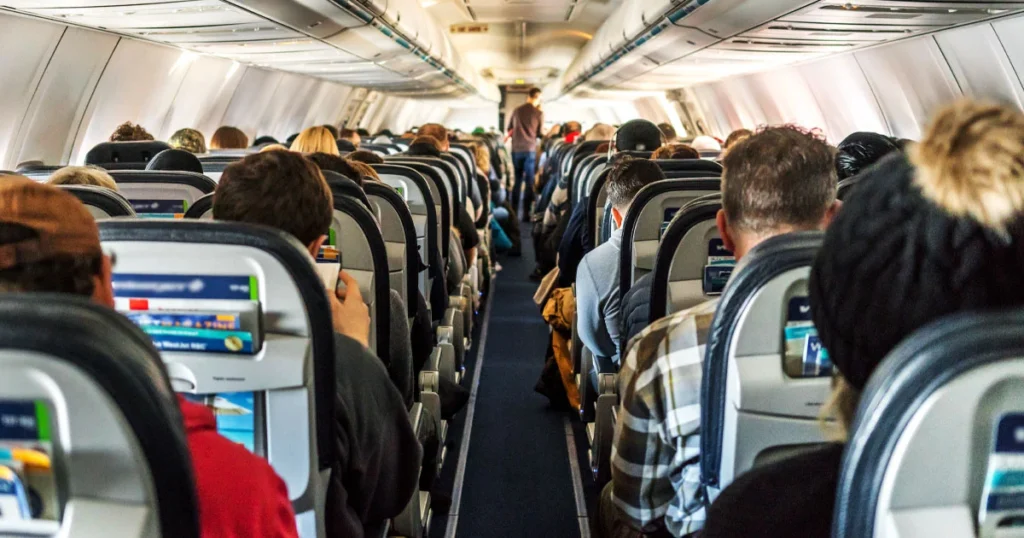 Zborul cu avionul a devenit cel mai sigur transport din lume