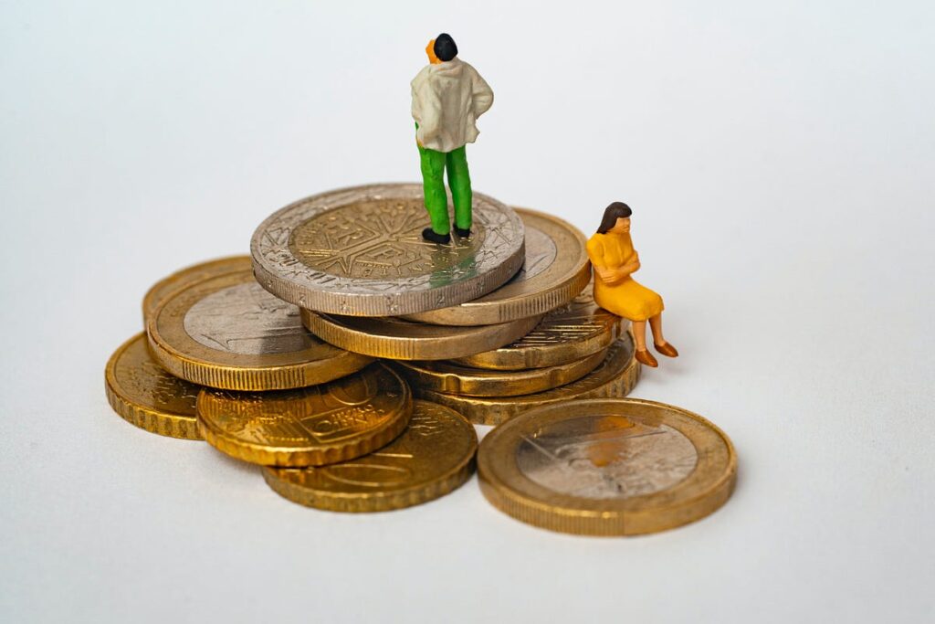 56% dintre investitori și-au mărit rezervele de cash