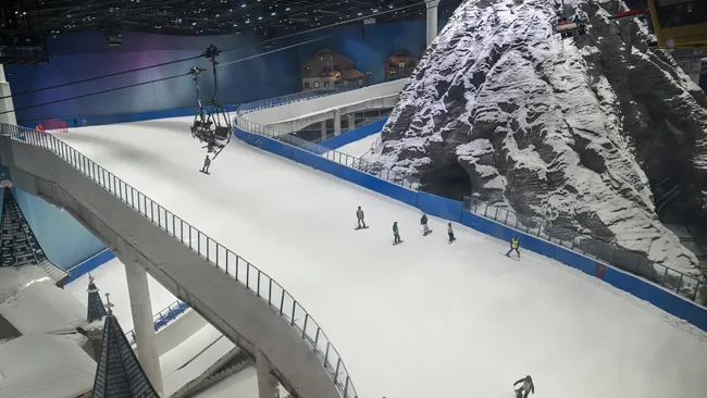 China are cea mai mare stațiune de schi acoperită din lume