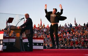 Musk a participat la mitingul lui Trump din Pennsylvania