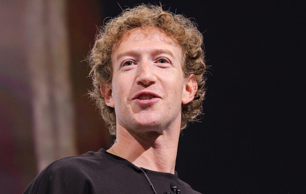 Mark Zuckerberg l-a vizitat pe Donald Trump la Mar-a-Lago