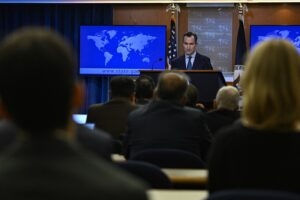 SUA nu comentează informațiile privind folosirea rachetelor tactice de către UCRAINA, dar acuză Rusia de ”escaladarea” conflictului