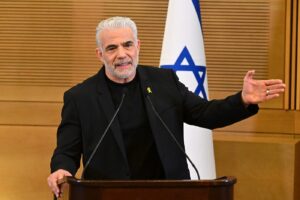 Liderul opoziției din Israel îi acuză pe apropiații lui NETANYAHU că au primit fonduri de la susținători ai grupului Hamas