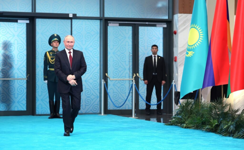 Vladimir PUTIN avertizează asupra reacției Rusiei dacă Ucraina se va dota cu arme nucleare /„Vom folosi toate mijloacele”