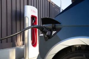 Hyundai oferă adaptoare NACS gratuite la începutul anului 2025