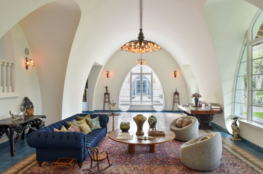 Cum arată bijuteria imobiliară în stil Art Nouveau din Miami