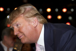 Trump are greutăți? Șomaj și inflație mare, încălcări ale legii și sondaje slabe