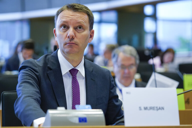 Mureșan cere creșterea bugetului multianual UE pentru a finanța adecvat apărarea, coeziunea și PAC