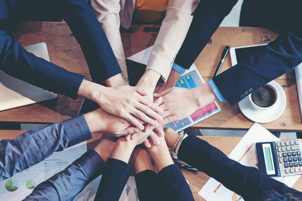 Prin CSR, companiile integrează responsabilități sociale