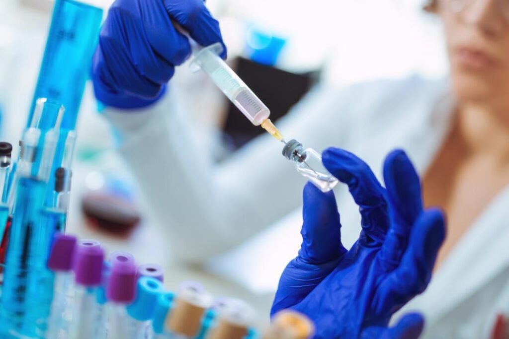 UK testează un nou vaccin împotriva cancerului de piele