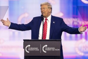 pe cine a putut trimite Donald Trump ca emisar al SUA la NATO! Nu are deloc experiență în securitate națională