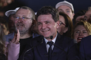 Nicușor Dan: Va fi o dezbatere între o direcție pro-occidentală și o direcție anti-occidentală
