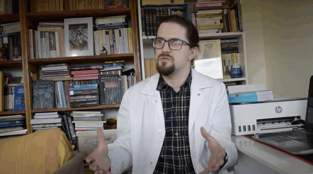 Andrei Buciuța, psihiatru. Online-ul și criza de identitate a tinerilor: „Eu nu sunt bun la nimic”