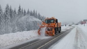 Deschiderea drumurilor Transfăgărăşan şi Transalpina se amână