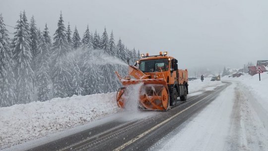 Deschiderea drumurilor Transfăgărăşan şi Transalpina se amână