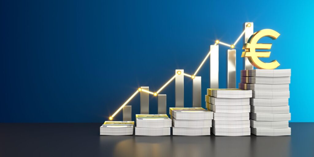 Creștere moderată pe fondul incertitudinii economice globale