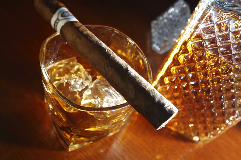 USR vrea accize mai mari la tutun și alcool, iar banii să meargă către tratarea dependențelor