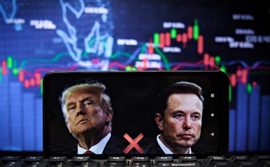 Neobișnuita alianță dintre Trump și Musk se destramă în mod rapid și public