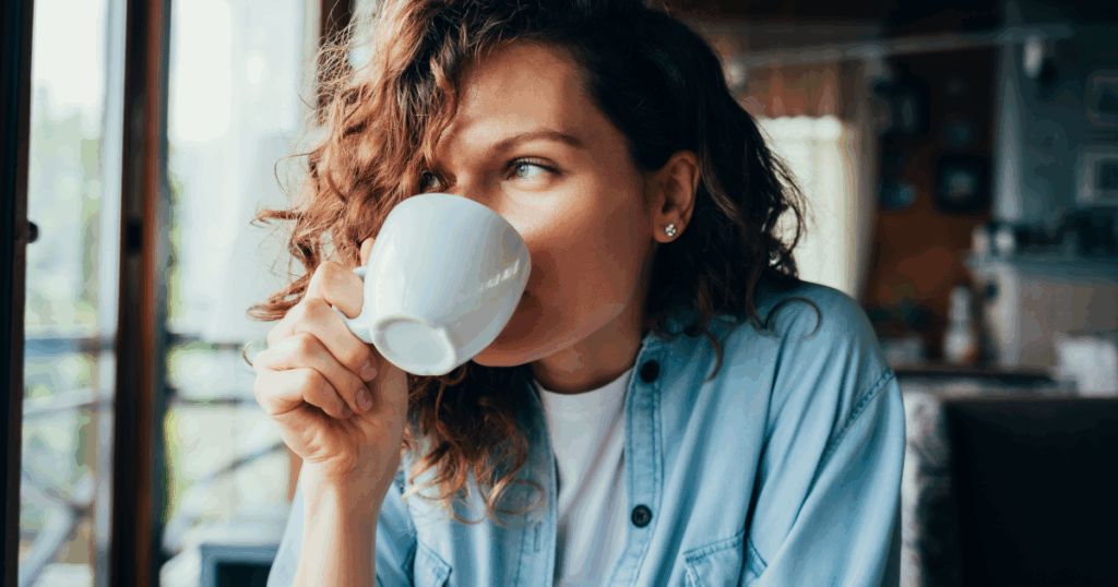 Femeile care consumă cafea regulat îmbătrânesc în mod sănătos