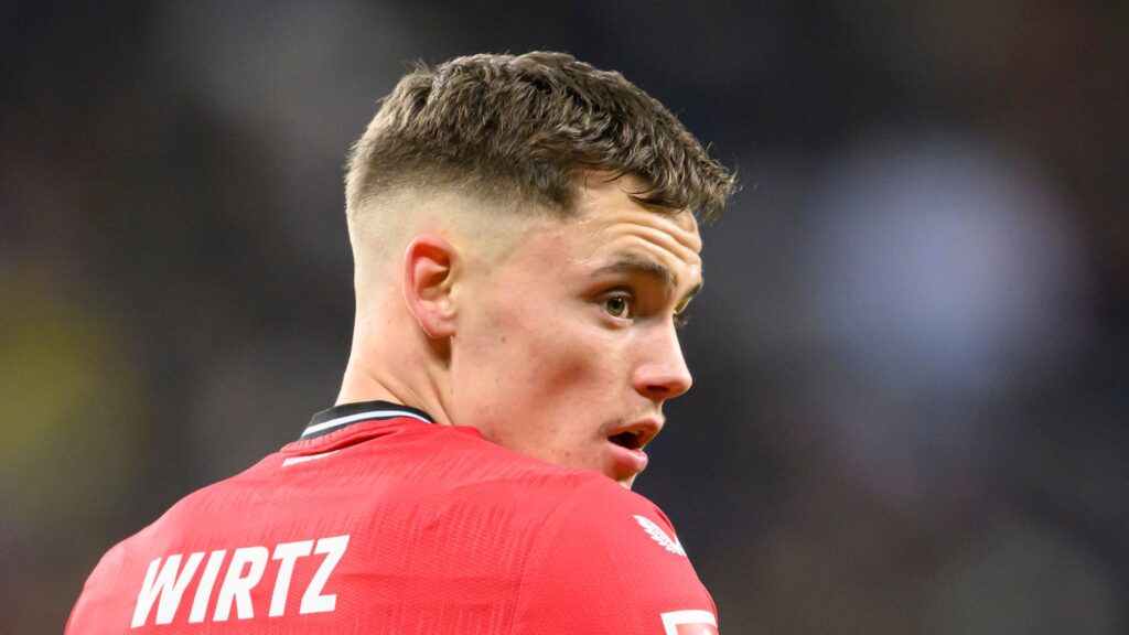 Liverpool îl cumpără pe Florian Wirtz de la Bayer Leverkusen