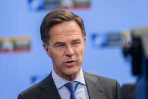 Rutte: Kievul are nevoie urgentă de ajutor militar după suspendarea livrărilor din partea SUA