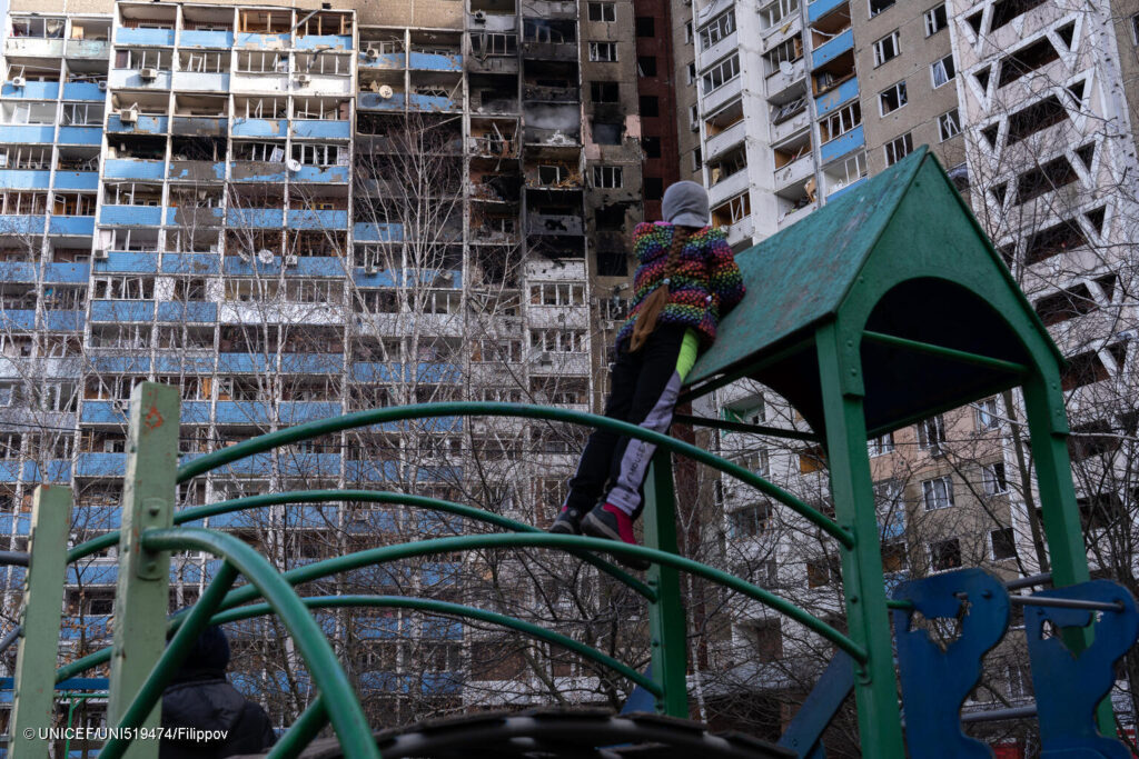UNICEF: 70% dintre copiii din Ucraina, fără acces la bunuri și servicii de bază