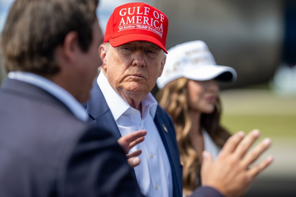 Trump avertizează că va crește taxele vamale la produsele japoneze/ „Am dubii cu privire la Tokyo. Sunt foarte duri”
