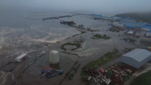 Cutremurul din Rusia este al șaselea cel mai puternic din istorie. Sunt așteptate valuri tsunami în mai multe țări