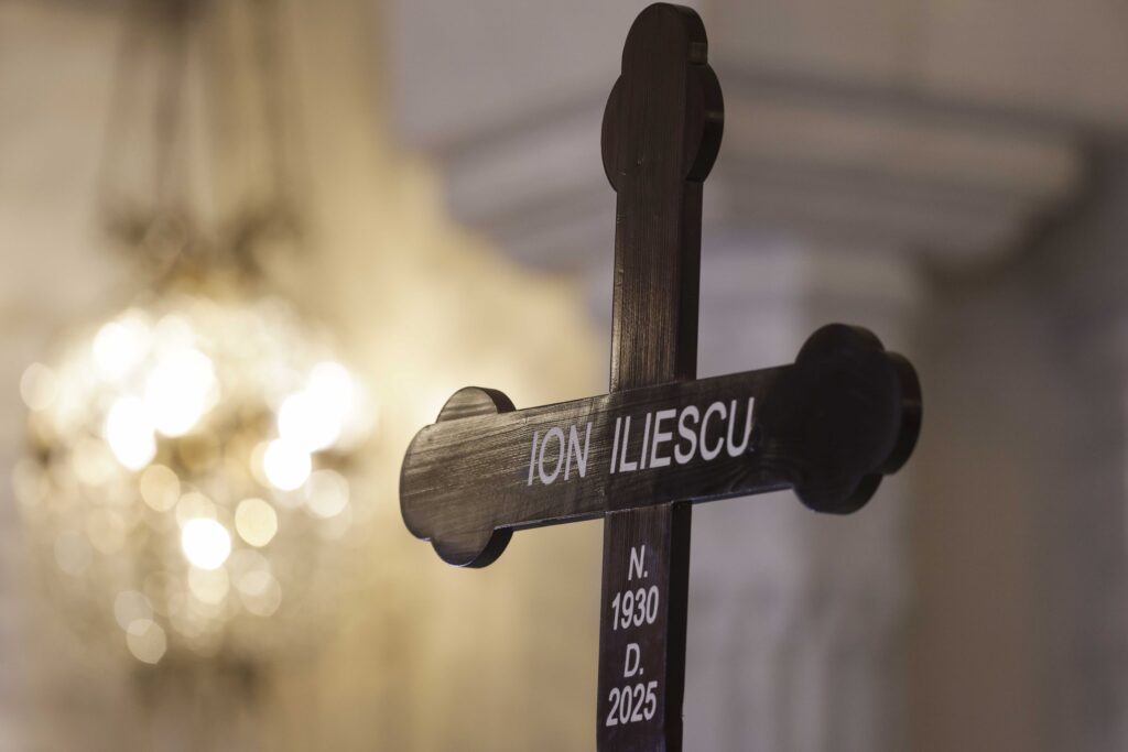 PSD nu mai merge la ședințele Coaliției din cauza atitudinii USR față de Ion Iliescu