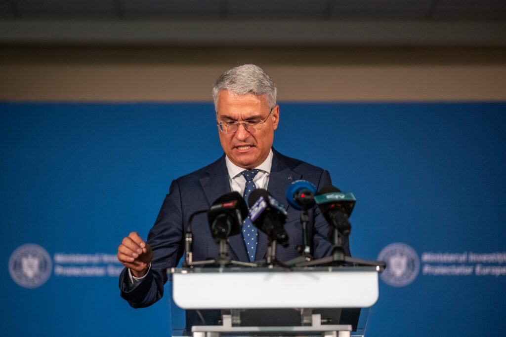 La unele proiecte din PNRR se renunță definitiv, altele doar se suspendă, anunță Dragoș Pîslaru