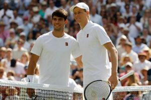 Jannik Sinner și Carlos Alcaraz se întâlnesc în finală la Cincinnati