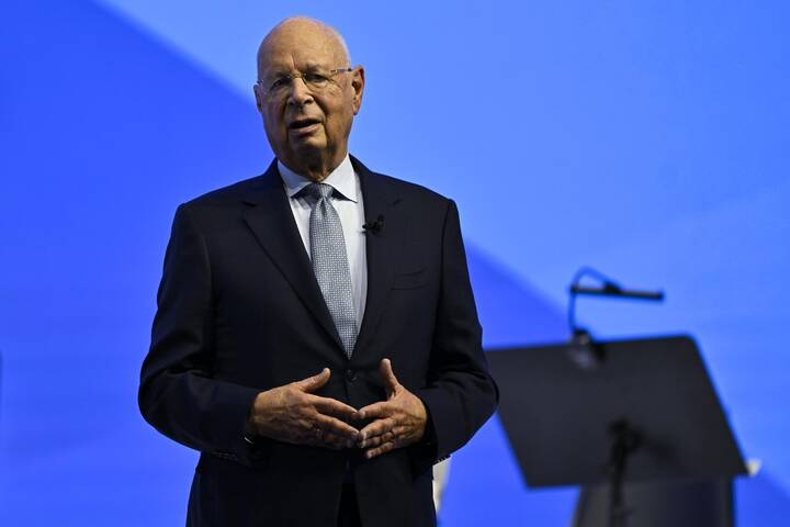 Forumul Economic Mondial l-a exonerat pe Klaus Schwab de acuzații. Larry Fink și André Hoffmann devin noii Președinți interimari ai Consiliului de Administrație