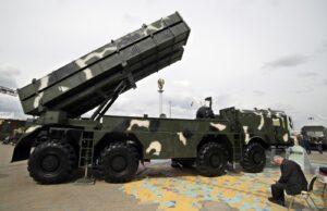 Belarus analizează modalități de a-și înarma sistemele de rachete cu focoase nucleare