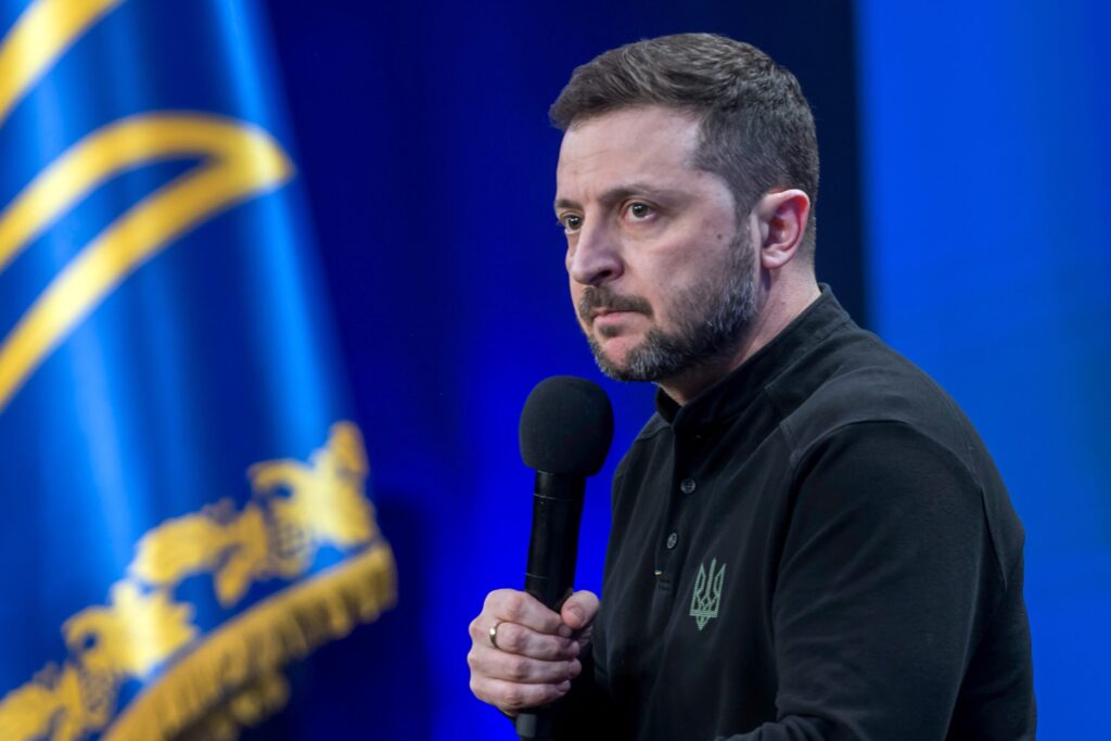 Mii de TRUPE occidentale ar putea fi desfășurate la Kiev