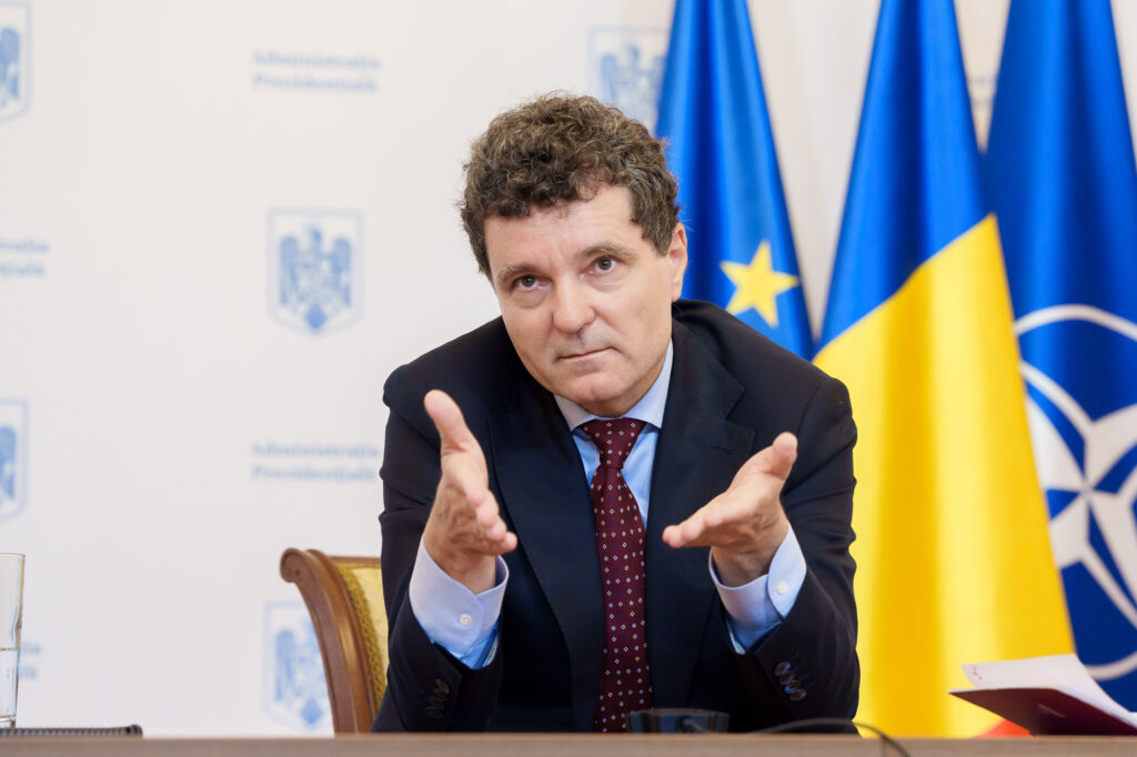 Pentru primele 100 de zile de mandat, Nicușor Dan își dă nota 7-8