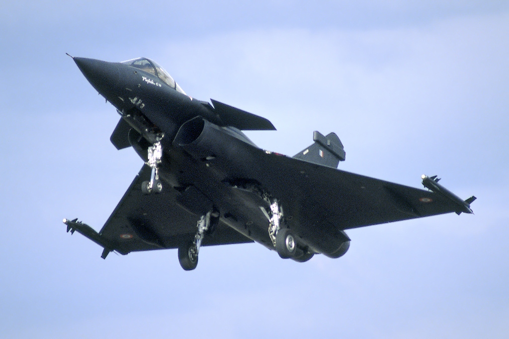 Franța trimite avioane de luptă pentru a întări apărarea spațiului aerian polonez