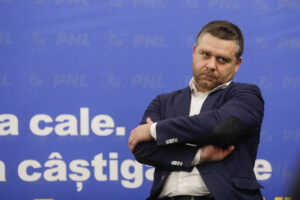 Prim-vicepreședintele PNL, Ciprian Ciucu, pus pe fugă de o întrebare despre contractele cu presa