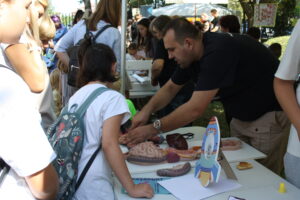 Timișoara devine laborator de știință pentru o zi – Târgul Științescu & prietenii