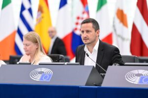 Nicolae Ștefănuță: Bursele pentru studenți ar putea fi finanțate din Fondul Social European